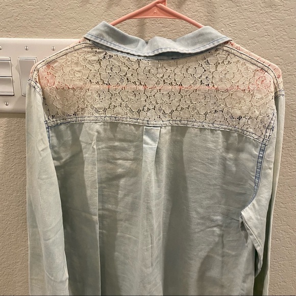 Forever 21 Washed Denim with Lace Trim - Picture 2 of 4